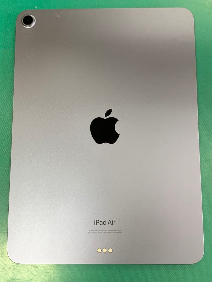 iPad Air 第5世代 Wi-Fiモデル 国内版 64GB MME23J/A