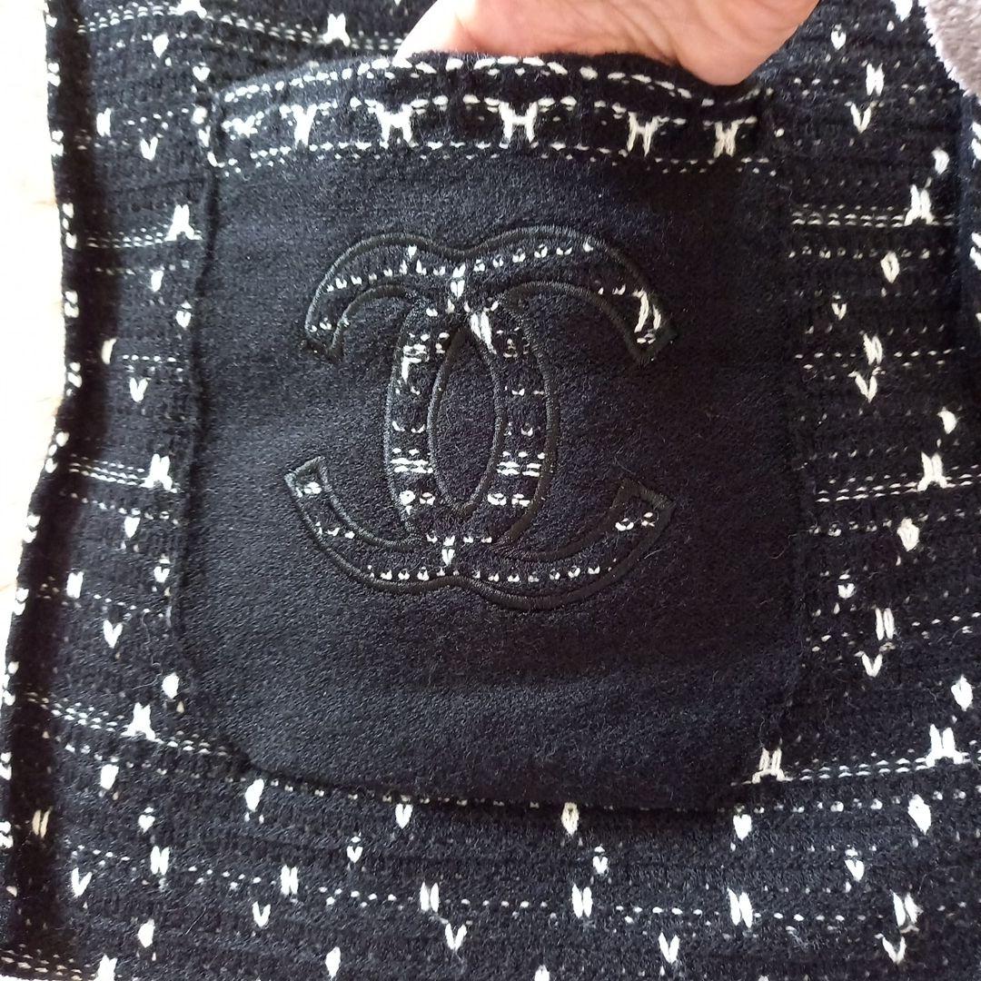 お値段しました❢シャネル♡ノベルティマフラーストール♡ポケット付き1点のみ