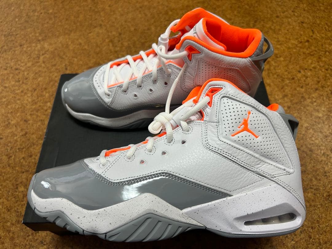 送料込み！新品！NIKEナイキ　JORDAN B'LOYAL サイズ26.5cm