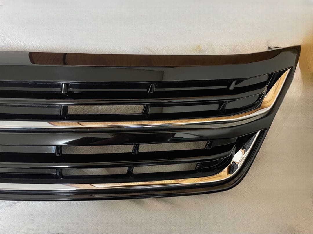 ヴェルファイア20系前期フロントグリル