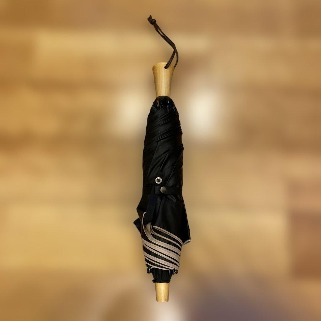 サンバリア100 黒×ピンクベージュ　2段折りたたみ日傘