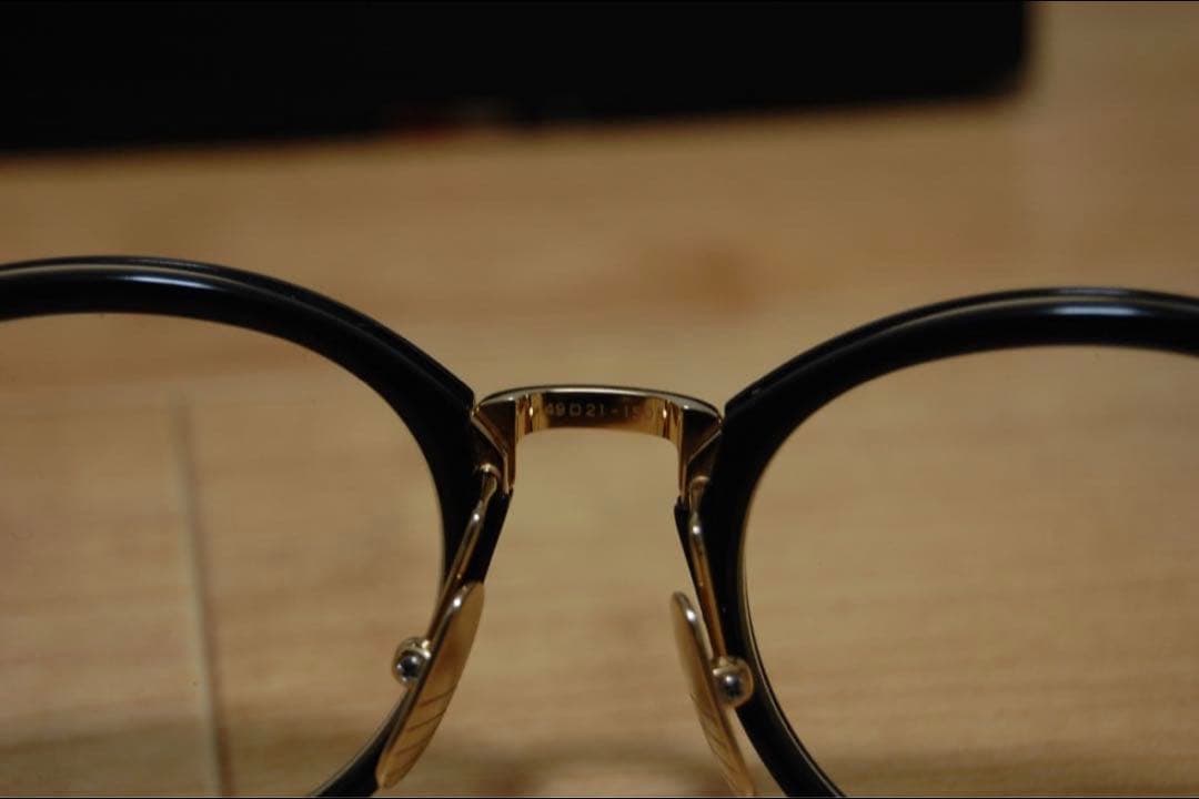 【国内正規品】THOM BROWNE TB-011 ゴールド