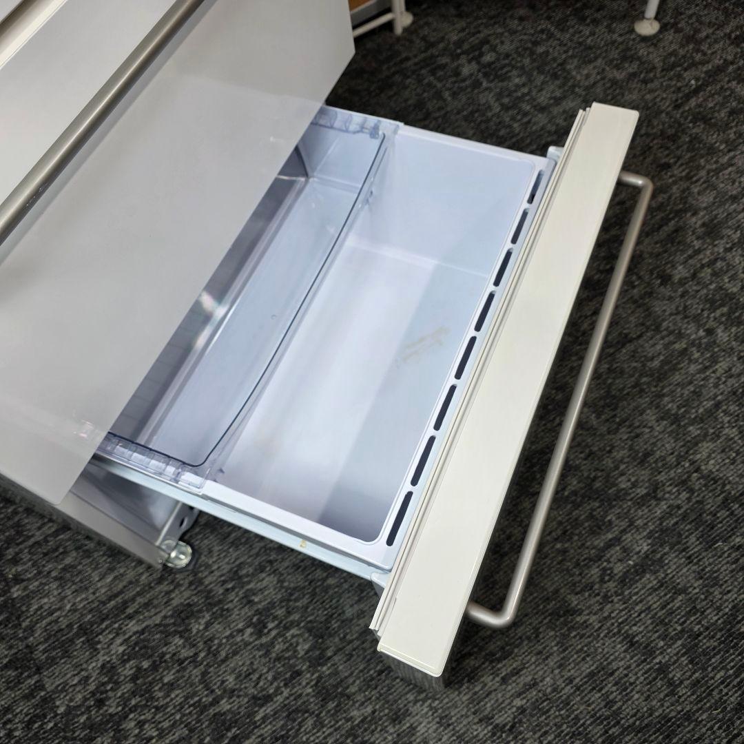 10792送料無料！無印良品 MUJI 272L 3ドア 冷蔵庫 自動製氷付き