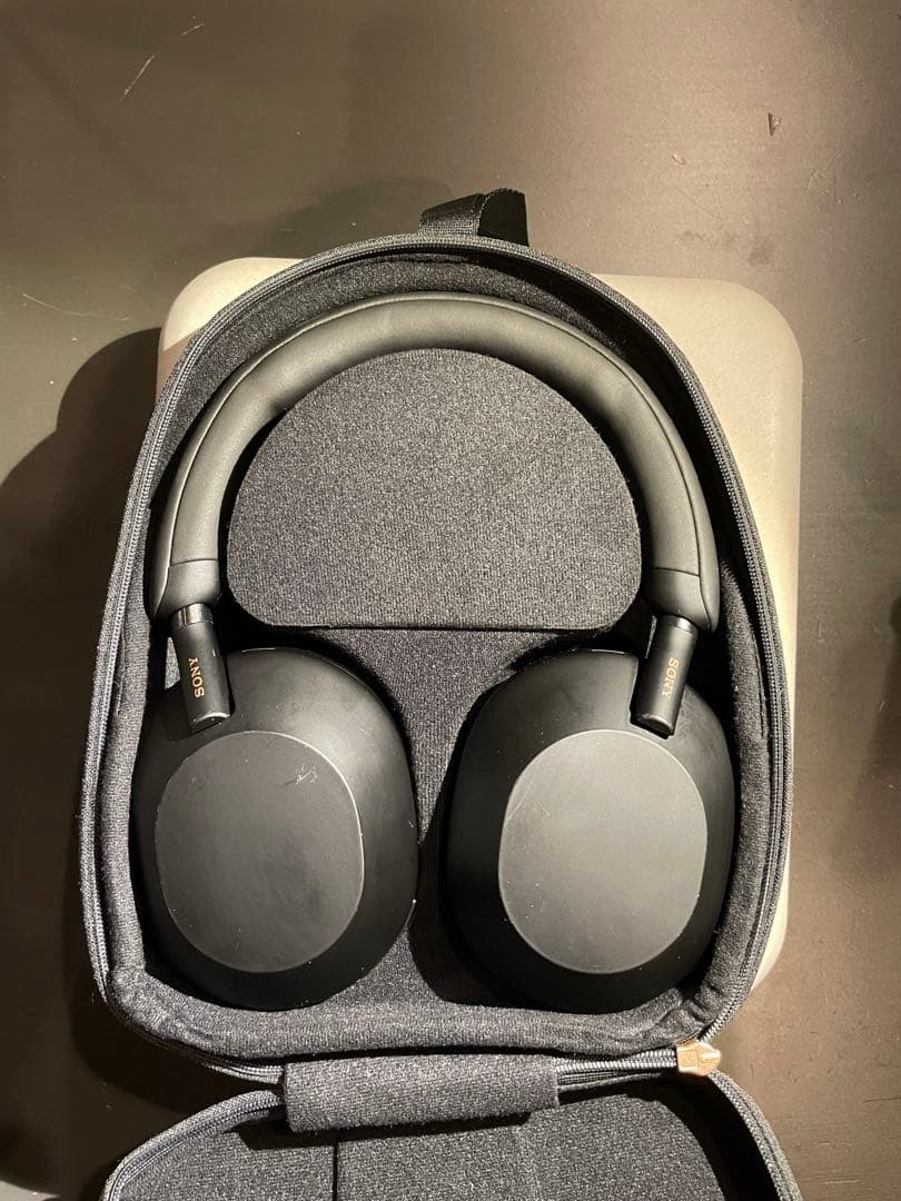 【ほぼ新品】SONY WH-1000XM5 ブラック