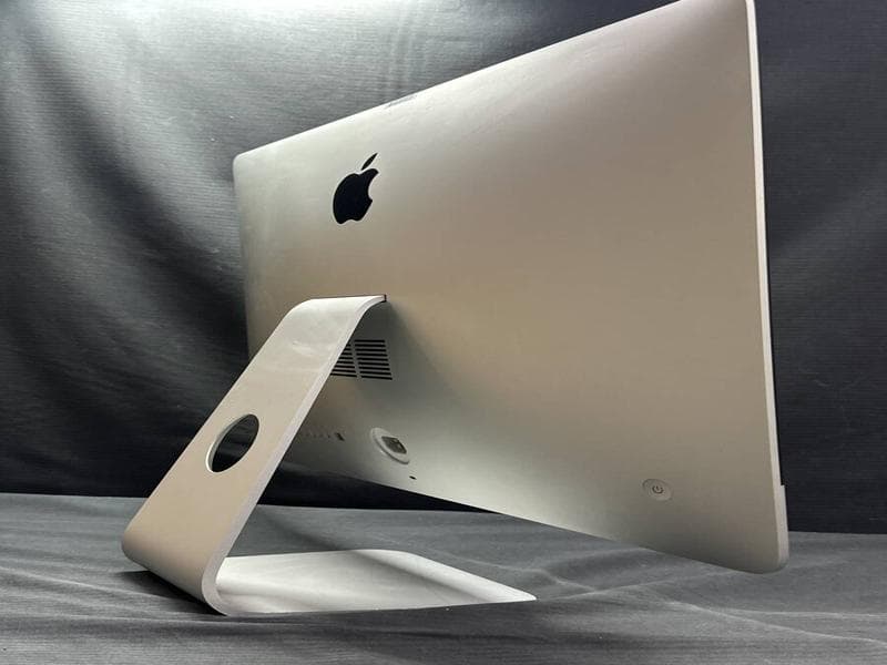 21.5 液晶 i7搭載 Apple iMac/5775 256GB 搭載