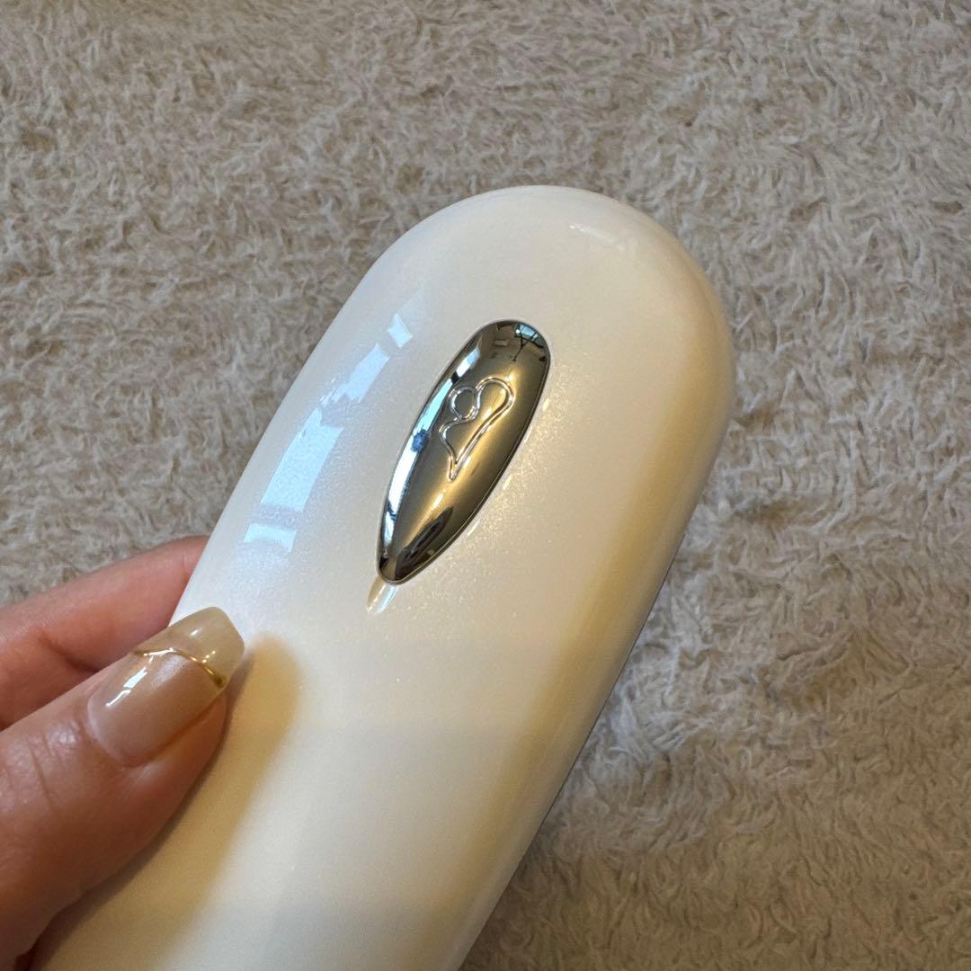 CELL CURE 4T PLUS フェイスマッサージ機