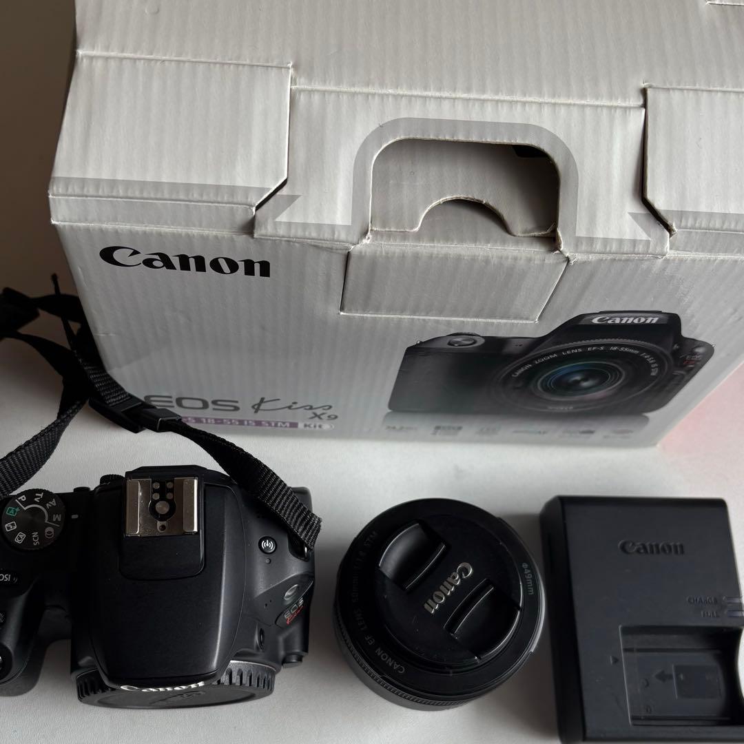 デジタルカメラ Canon EOS kiss X9