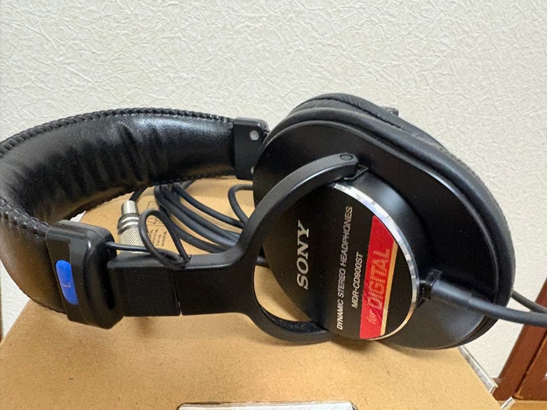 SONY 箱無しモニターヘッドホン MDR-CD900ST