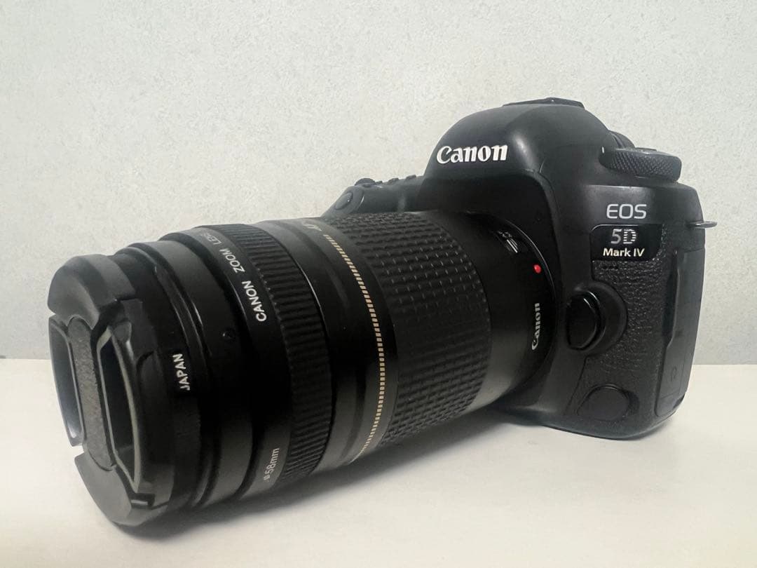 Canon EOS 5D Mark IV ボディ/ 望遠レンズ / ストロボ