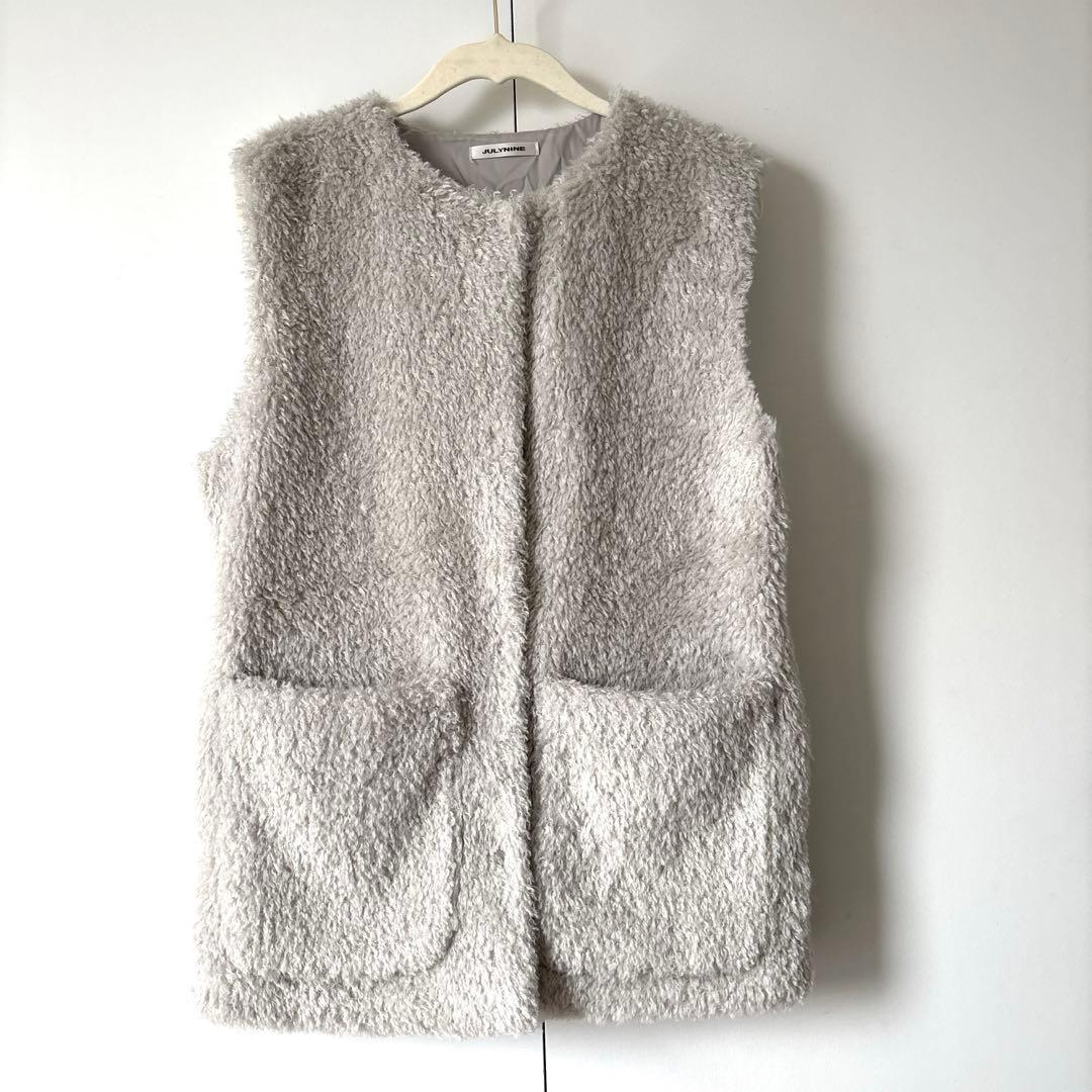 【本日限り】July nine ファーベスト　サイズS