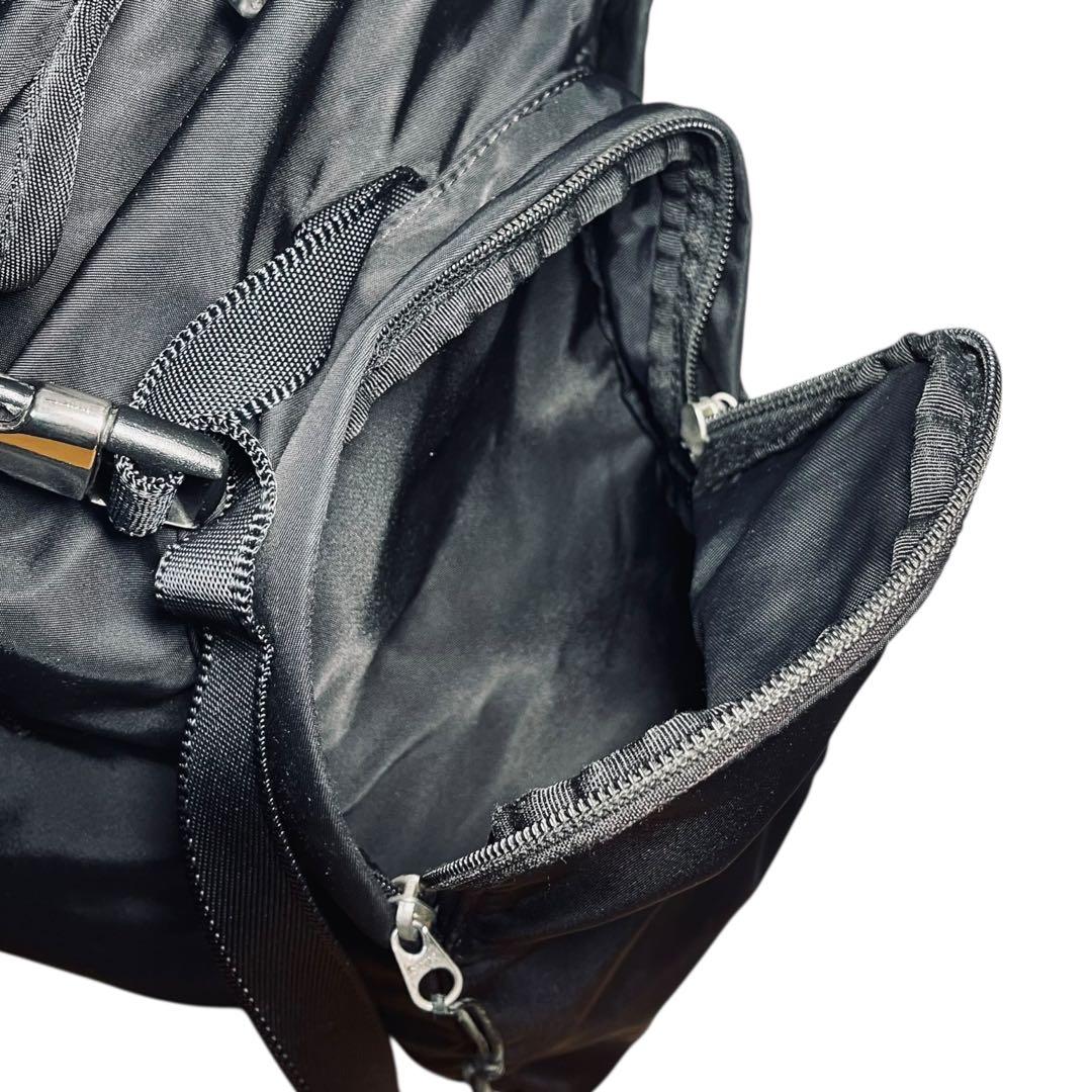 UNDERCOVER アンダーカバー プラダ型 ナイロンリュック 黒 日本製