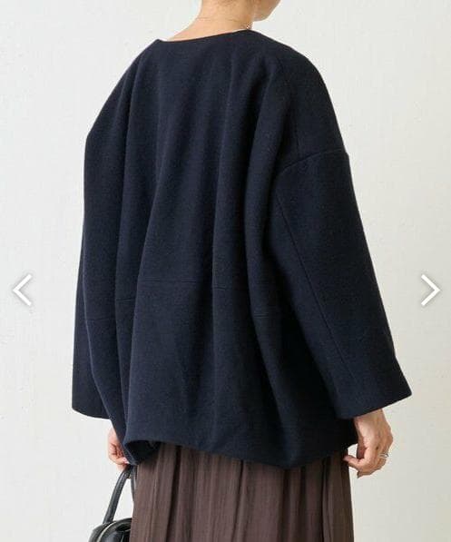 BEADSLEY 後ろぷっくりウールショートコート Fサイズ ネイビー