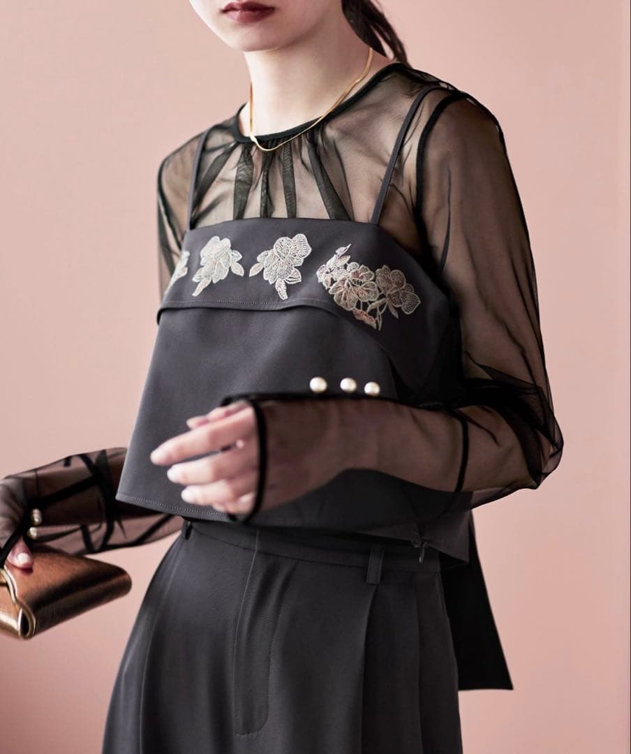 etoll. 3piece刺繍リボンビスチェ＆タックワイドパンツセットアップ