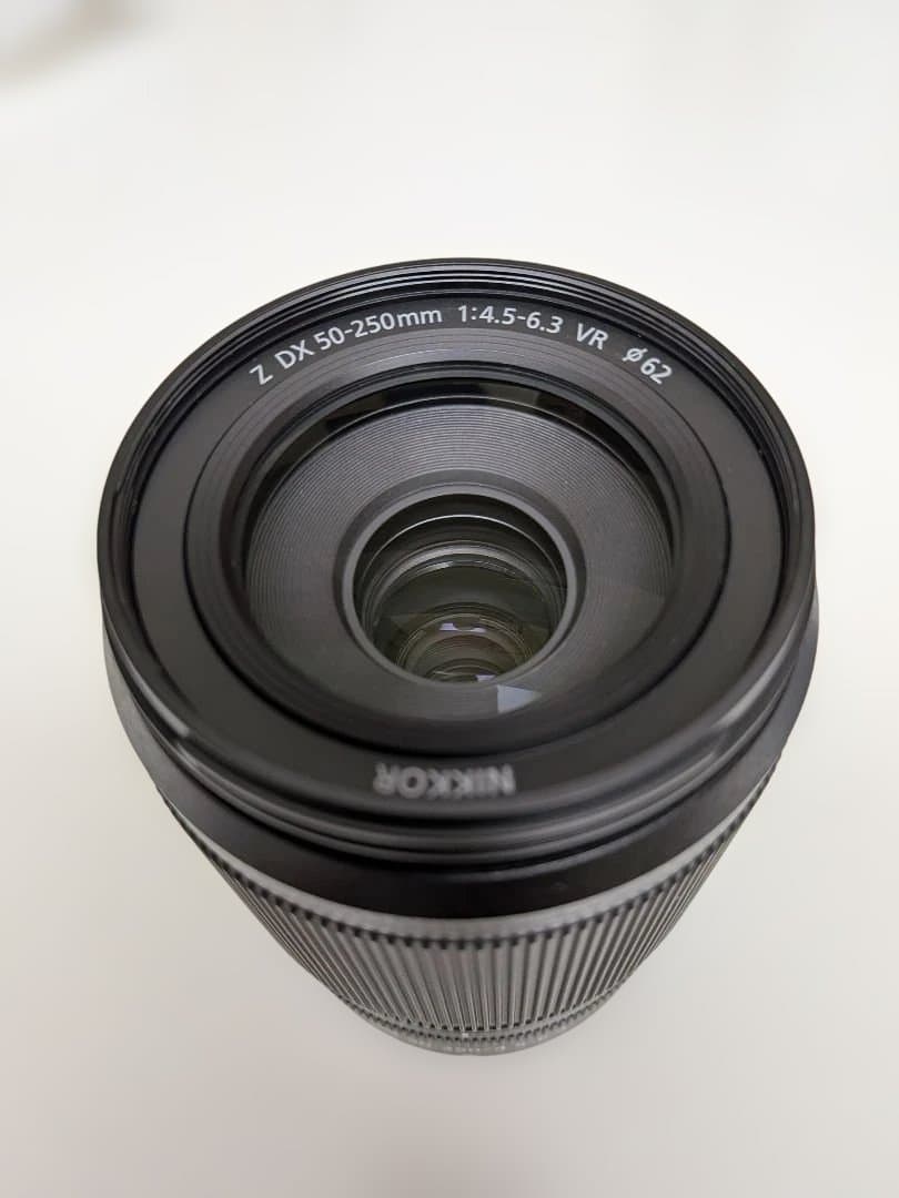 Nikon Z 30 ミラーレス　ダブルズームレンズキット