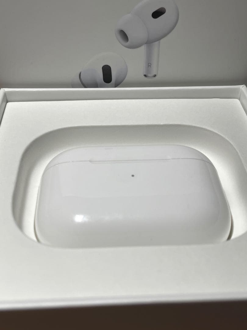 Airpods 第二世代　タイプC USB-C