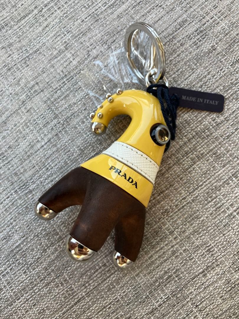 【専用】PRADAキーホルダー限定品