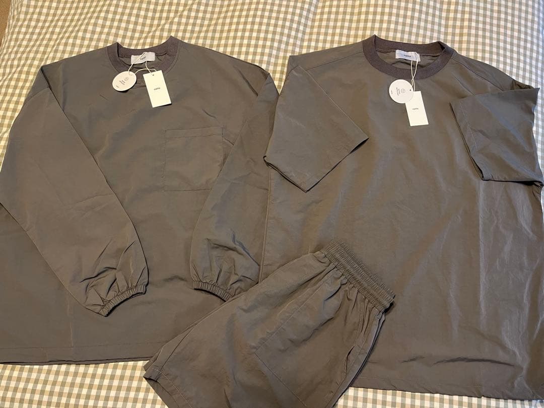 新品グレー natto プレミアム ナイロン プルオーバー セットアップ