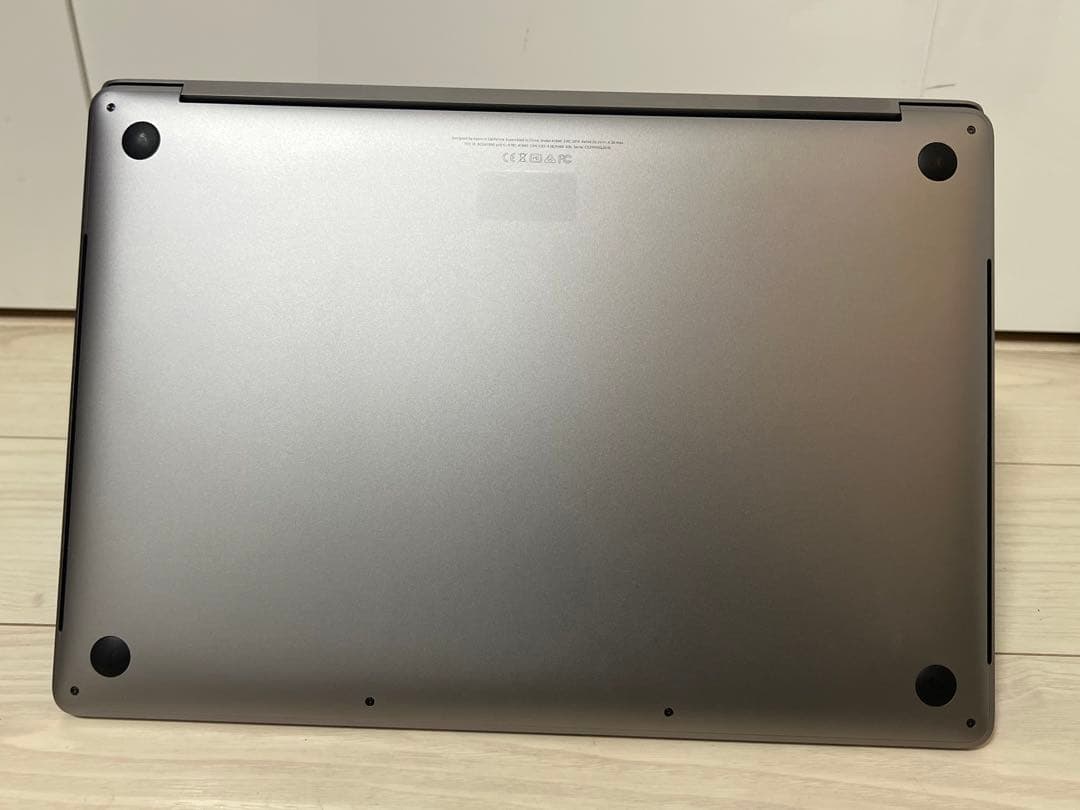 140回　MBP15インチi7/RAM32G/256GB USキー
