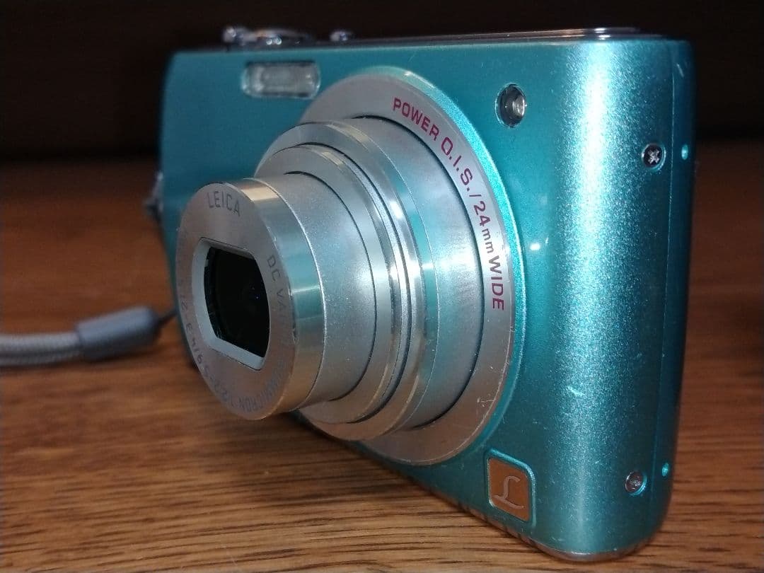 【レア色】 Panasonic デジタルカメラ LUMIX DMC-FX70