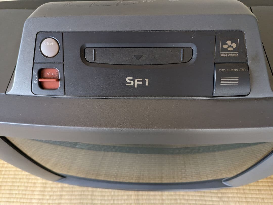 SHARPスーパーファミコン内蔵テレビ　21G-SF1 コントローラー3個付き