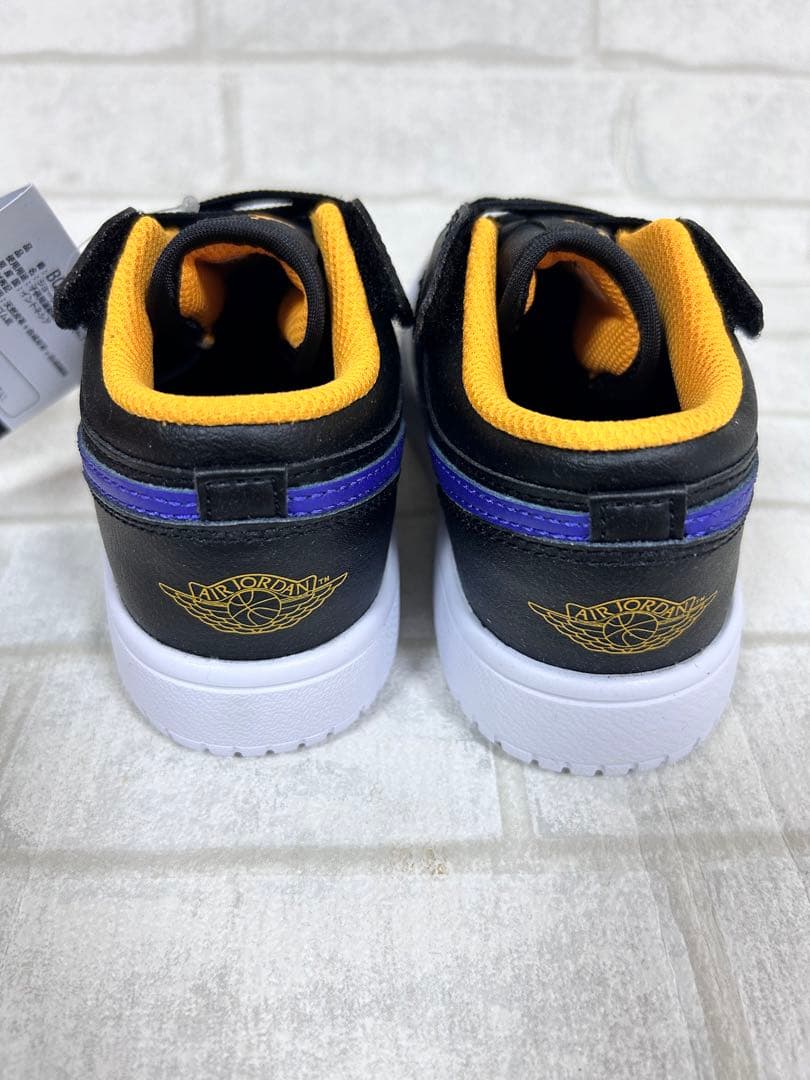 ナイキ ジョーダン　キッズスニーカー　JORDAN 1LOW ALT (PS)