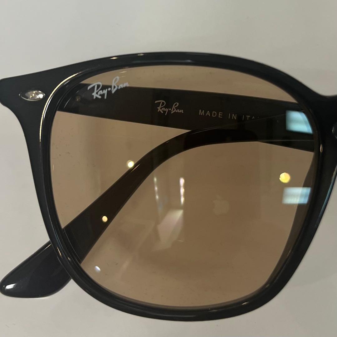 即横浜発！正規RayBanレイバン RB4258F601/93 アジアンフィット