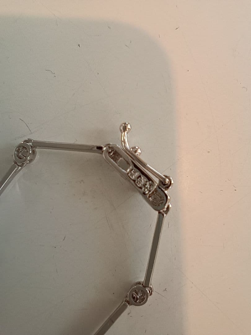 K18WG花モチーフダイヤモンド装飾 ロングネックレス