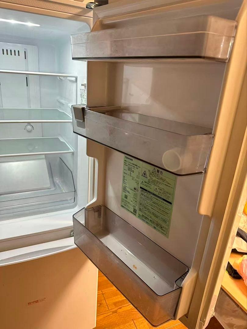TOSHIBA 冷蔵庫 京都市送料無(他地域も無料有り) 26年3月中旬発送