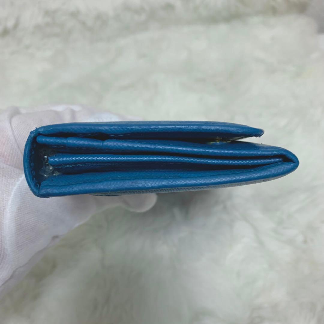 美品！PRADA サフィアーノ　メタルロゴ　ブルー系　レディース　長財布