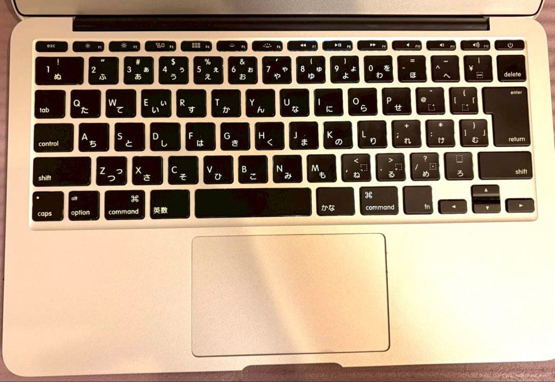 MacBook Air (11-inch, Early 2014) 本体