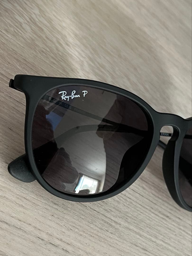 【とも 】Rayban レイバン サングラス ERIKA RB4171F