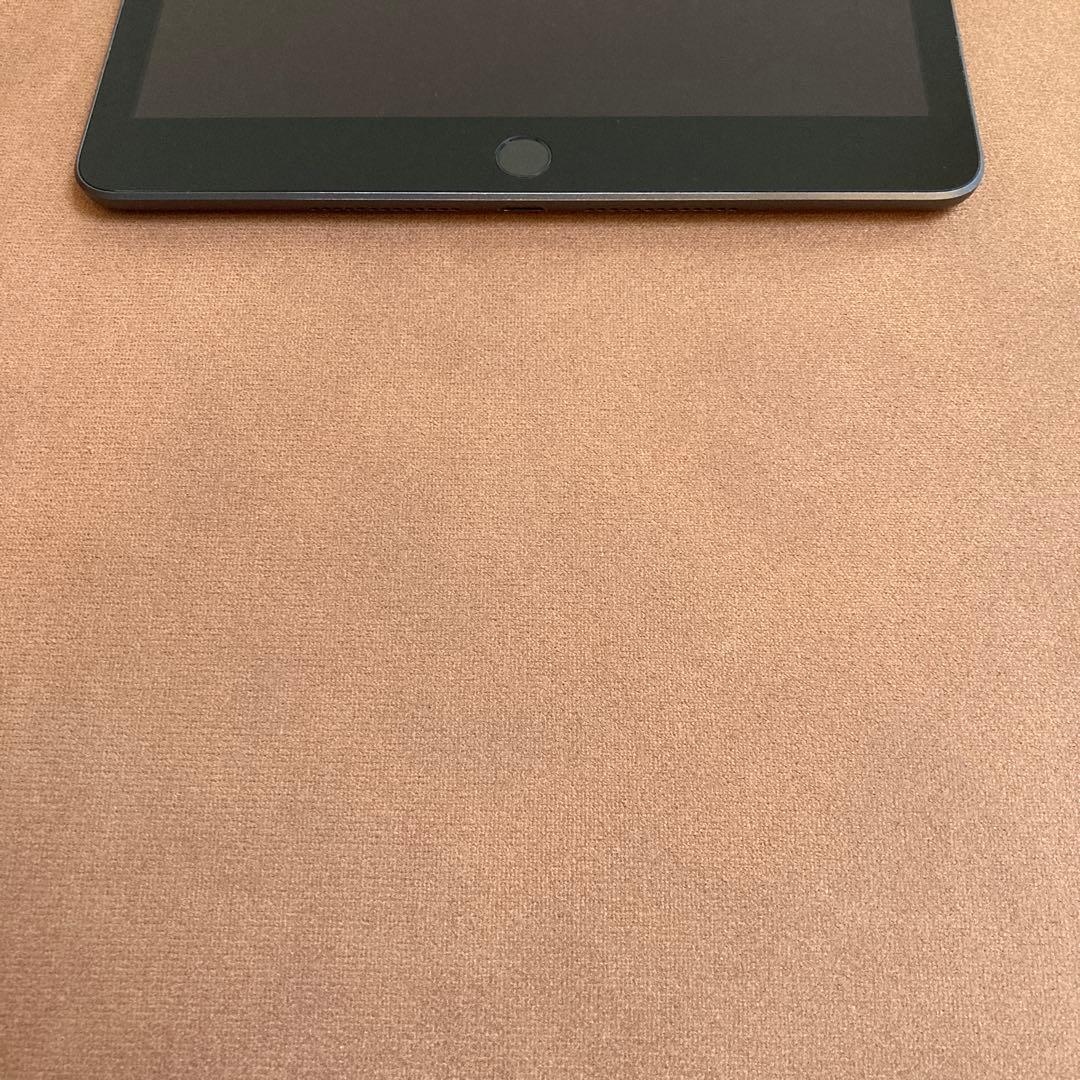 3359【早い者勝ち】iPad7 第7世代 32GB WIFIモデル☆