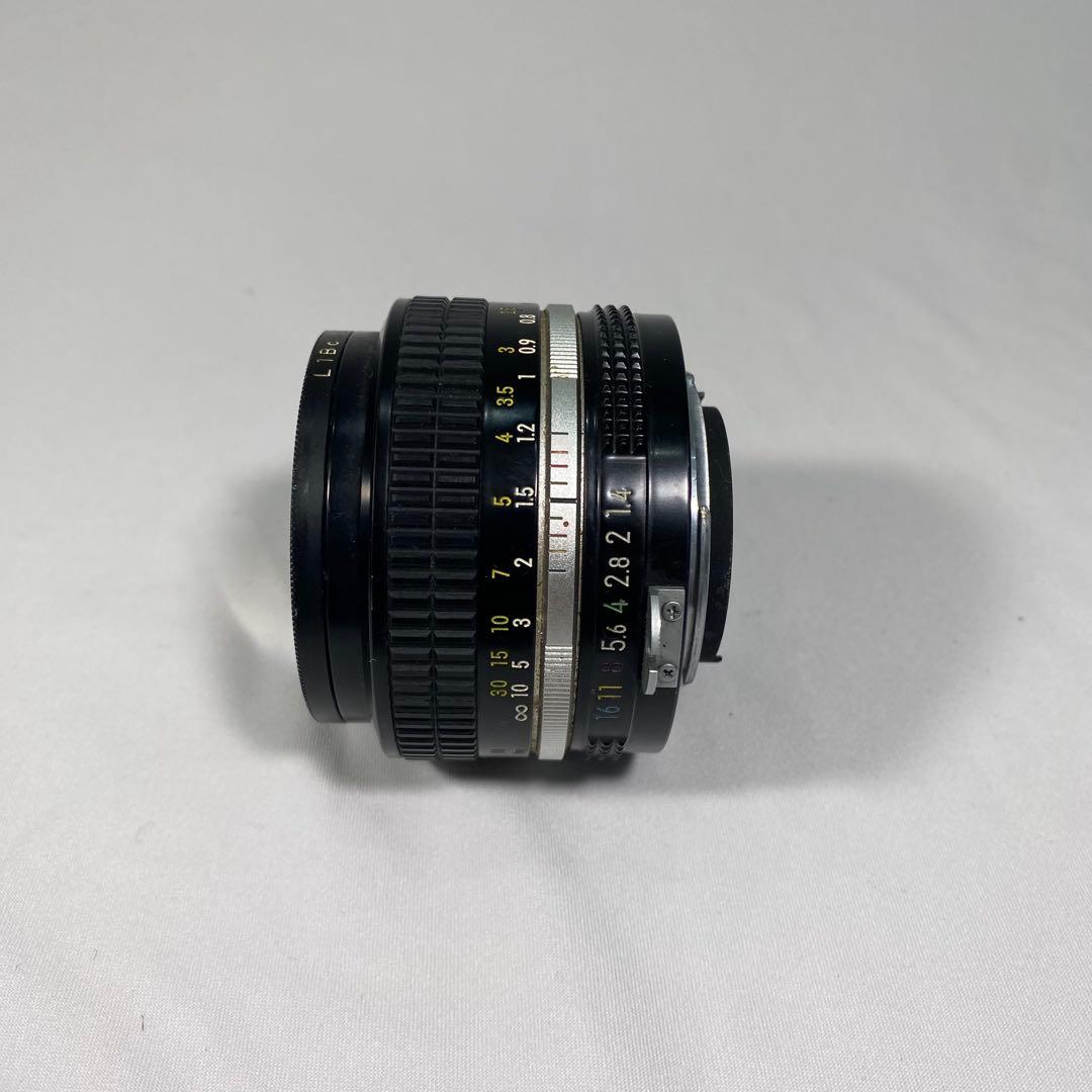 Nikon ニコン F2 NIKKOR 50mm 1.4 レンズ付き
