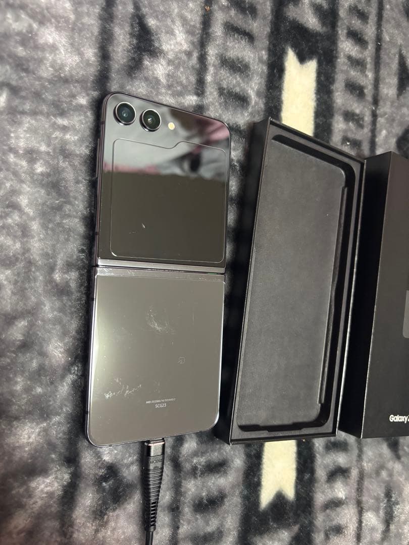 動作確認済512G Samsung Galaxy Z Flip5 本体 値下げ〇