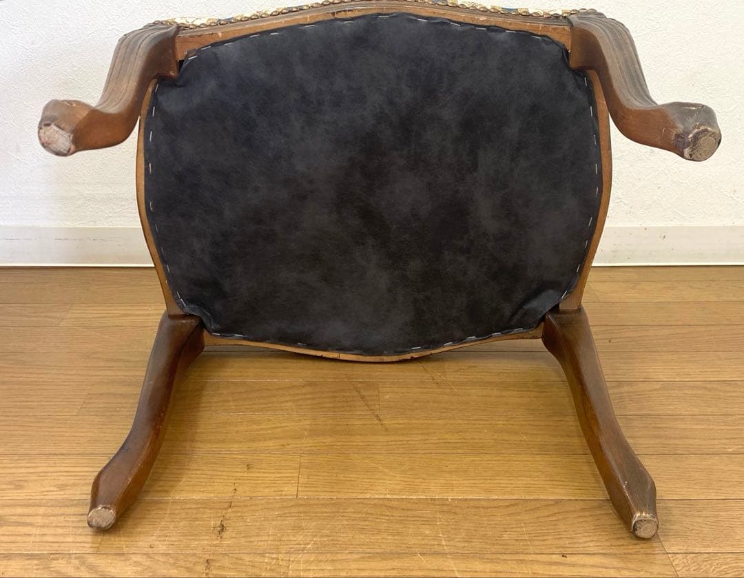 オットマン スツール 猫脚 木製 彫刻 アンティーク調