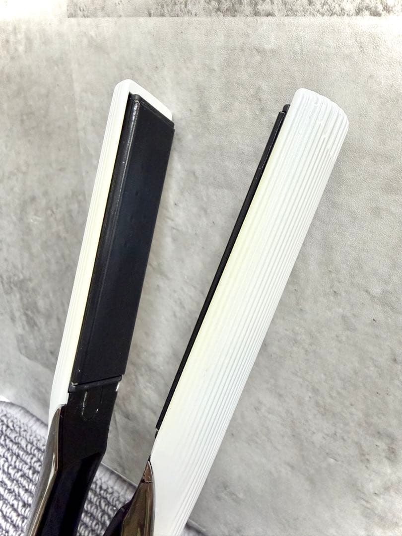 Refa MTG リファ ストレートアイロン 2022年製