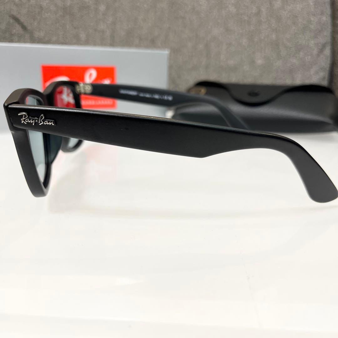 定番！RayBanWAYFARER マットブラック✖️ライトグレイ木村拓哉さん！