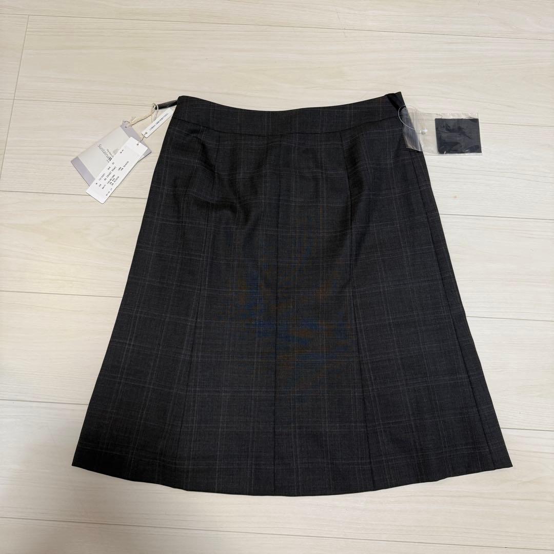 スーツカンパニー　 スカートスーツ上下セット　40サイズ【新品未使用】