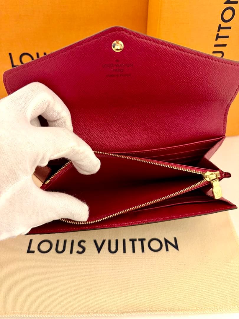 LOUIS VUITTON ポルトフォイユサラ　フューシャ　長財布