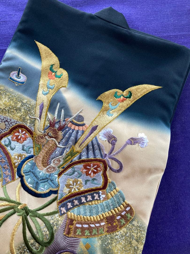 【新品】高級　刺繍　初着　お宮参り着　かぶと　龍柄