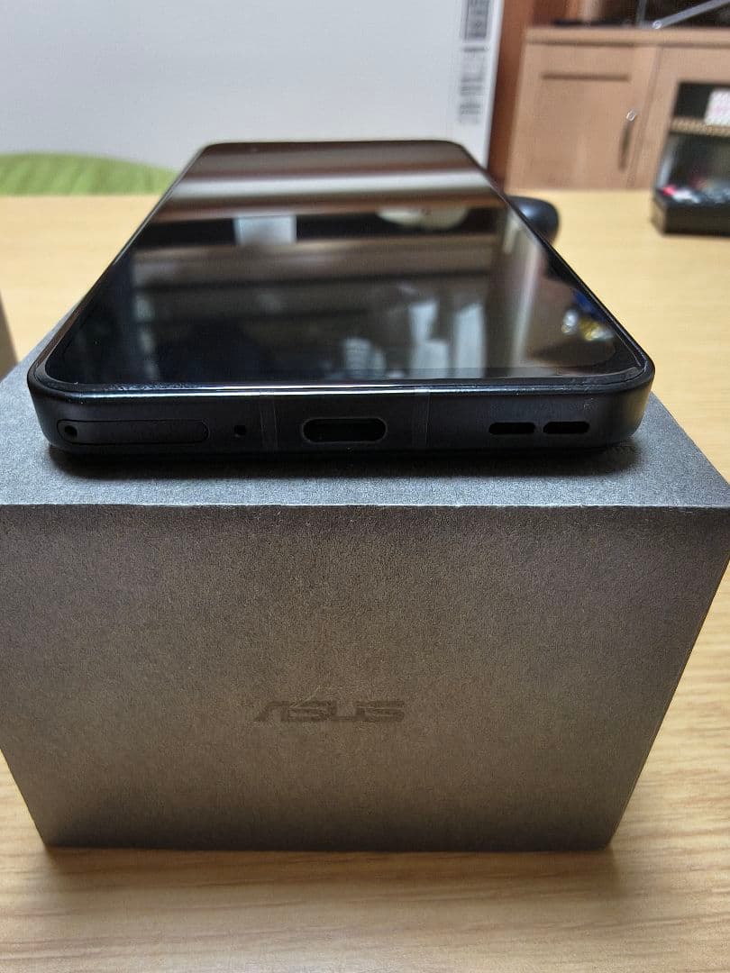 ASUS Zenfone 9 8GB 256GB ミッドナイトブラック 国内版