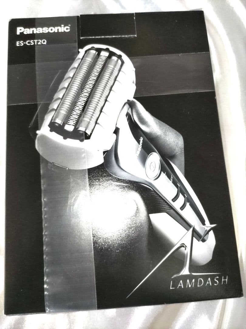 Panasonic ラムダッシュ　ES-CST2Q-W シェーバー　未開封未使用