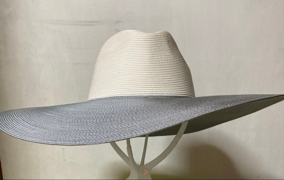 ✴︎Nene✴︎GIORGIO ARMANI 帽子