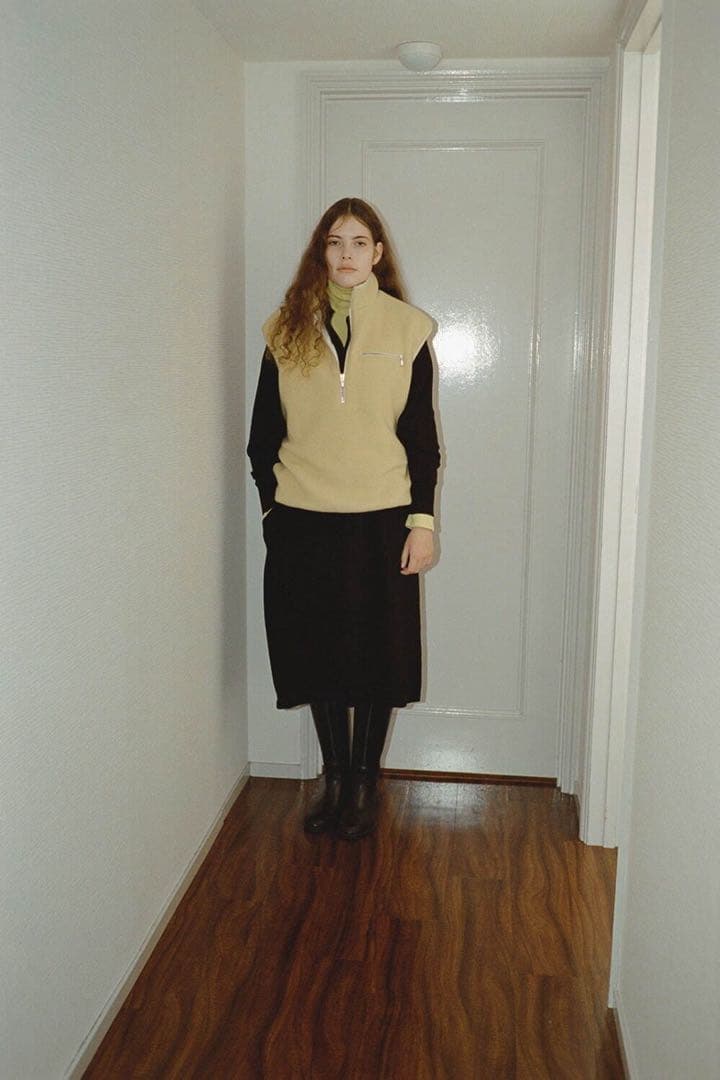 MY___ 1LDKフリースジップアップベスト