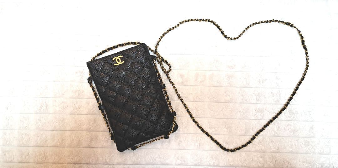 CHANEL 黒 キャビンスキン キルティング バッグ