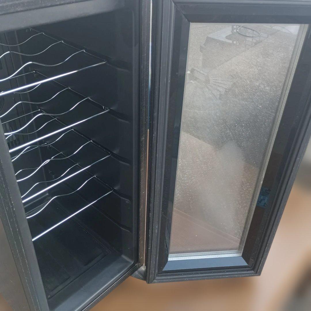 7575）リカーマウンテン 電子式ワインセラー LW-S12