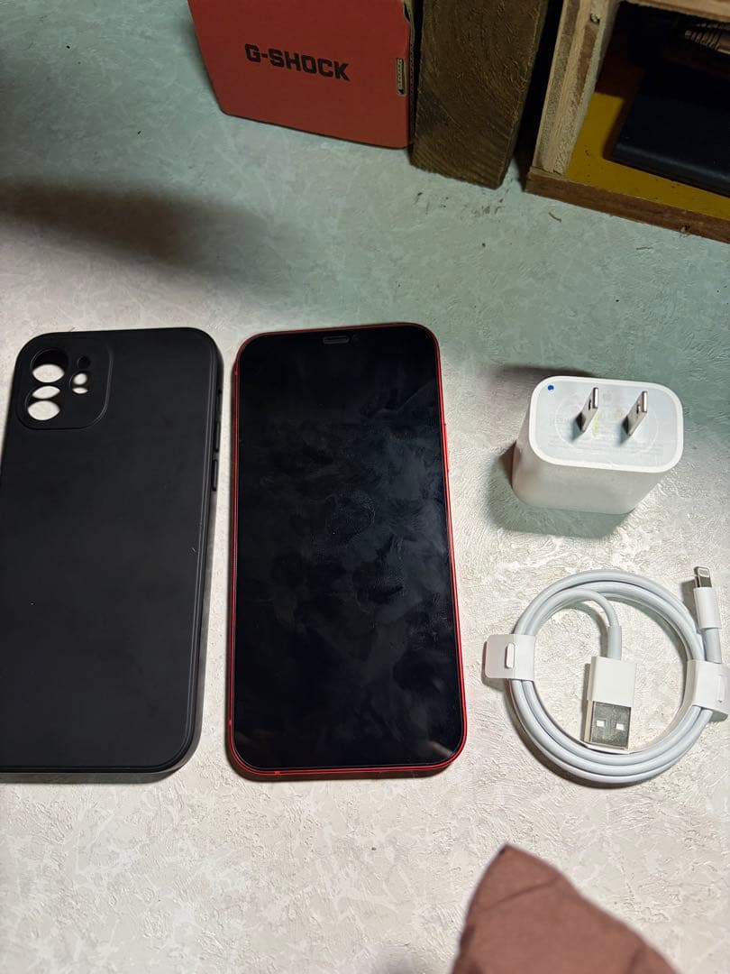 Apple iPhone 12 (PRODUCT(RED)) 本体