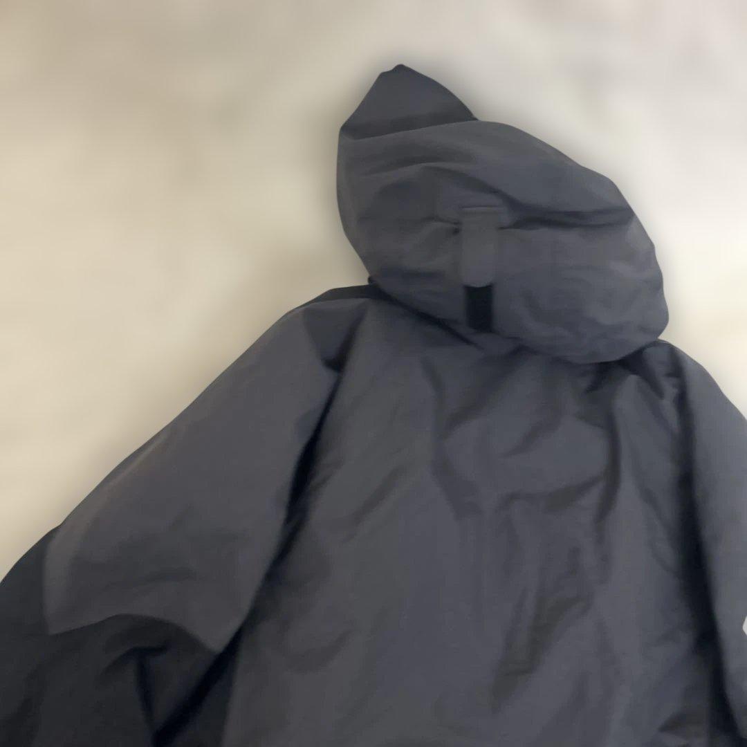 【美品】モンベル　スキーウエア　ダウンジャケット　Mサイズ　グレー　ブラック