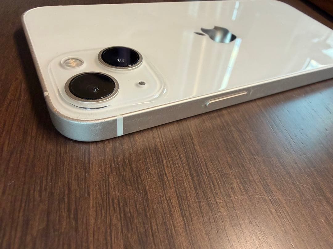 【新品同様/バッテリー97%】iPhone 13 スターライト SIMフリー