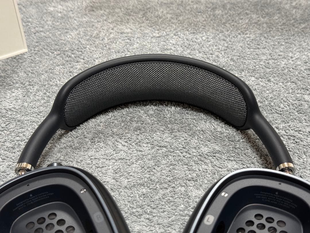 AirPods Max ミッドナイト　第二世代